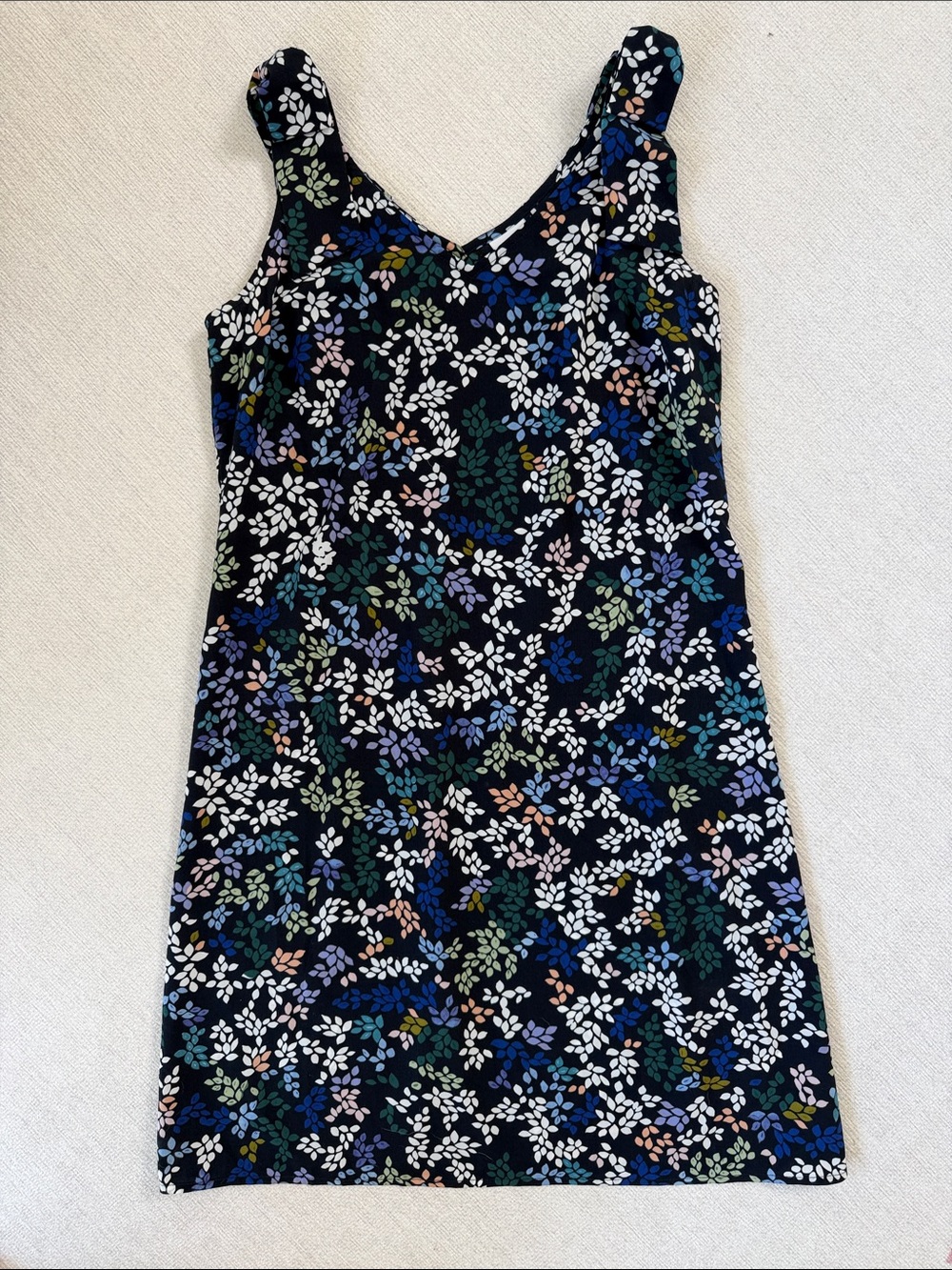 CAbi Floral Cinco Shift Dress Size Small NWOT